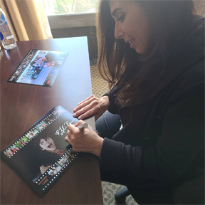 Felissa Rose Signing